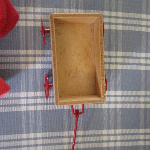 FINAL SALE Santa Liddle Kiddle Mattel & Russ Berrie baby Santa Troll Doll Wagon - Picture 5 of 12